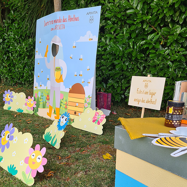Photocall, cenário e outros materiais de comunicação